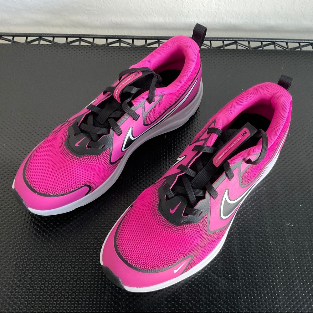 Nike Cosmic Runner GS Pink‎ Black White HM4402-602 Youth Running Shoes Size 6Y - Picture 10 of 16